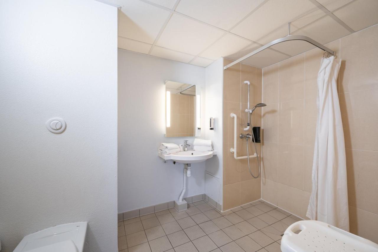 B&B Hotel Saintes Eksteriør billede